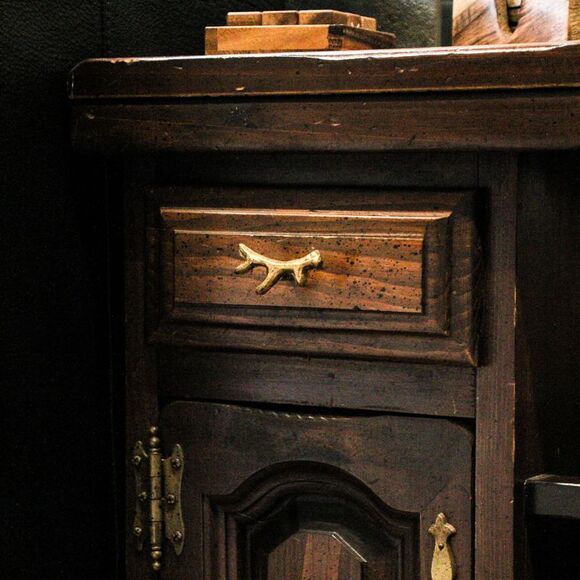 Bronze Finish Cast Iron Small Deer Antler Cabinet Handle Drawer Pull Set of 12 - Picture 5 of 8